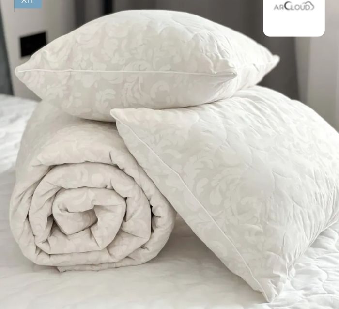 Подушка 70х70 см  COTTON